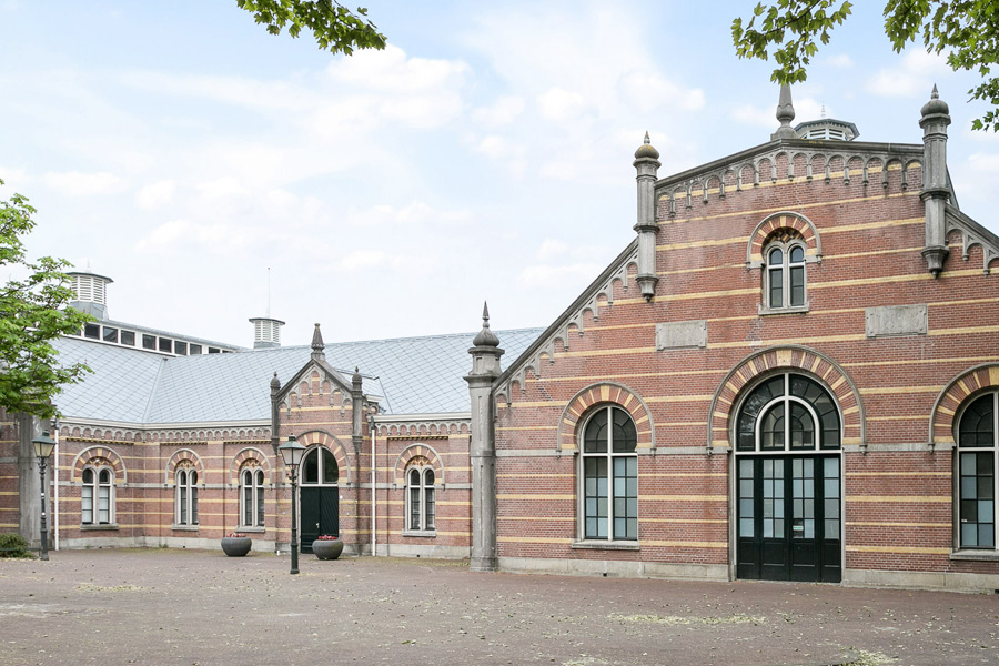 Pompgebouw_de_esch_pand_ingang